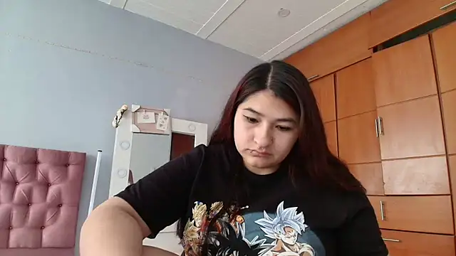  69HONRY online show from December 2, 1:02 pm