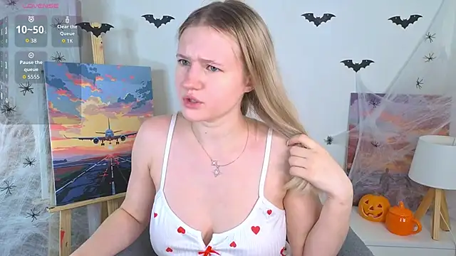 MaydaFoulk online show from October 22, 1:06 am