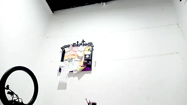 PetiteIvoryQueen19 online show from September 29, 5:45 am