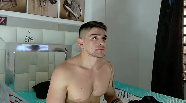 Sexy Alejandro  online show from January 24, 2:30 pm