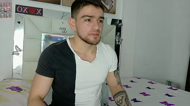 Sexy Alejandro  online show from February 24, 11:21 am