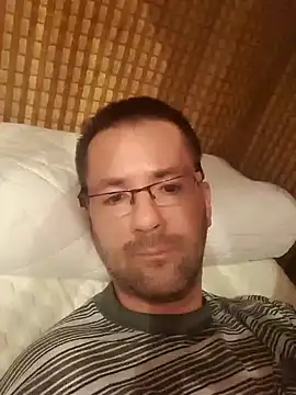 riskybusiness9090 online show from December 14, 8:29 pm