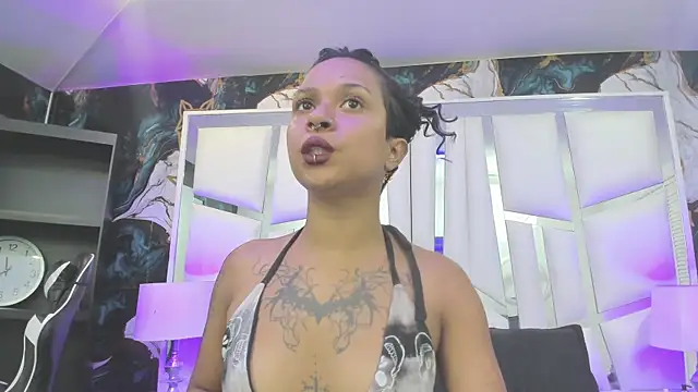 rave connor online show from July 28, 5:56 pm
