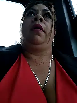 Snapshot of Laura-Hernandez chatting on December 12, 9:26 pm Laura-Hernandez online show from December 12, 9:26 pm