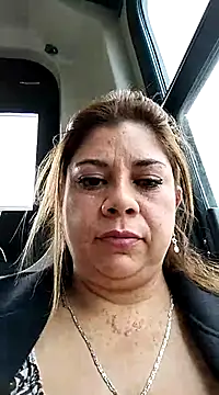 Snapshot of Laura-Hernandez chatting on December 23, 7:09 pm Laura-Hernandez online show from December 23, 7:09 pm