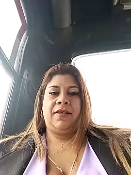 Snapshot of Laura-Hernandez chatting on January 24, 4:28 pm Laura-Hernandez online show from January 24, 4:28 pm