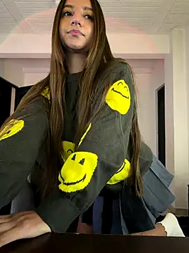 aly golden  online show from November 22, 6:12 am