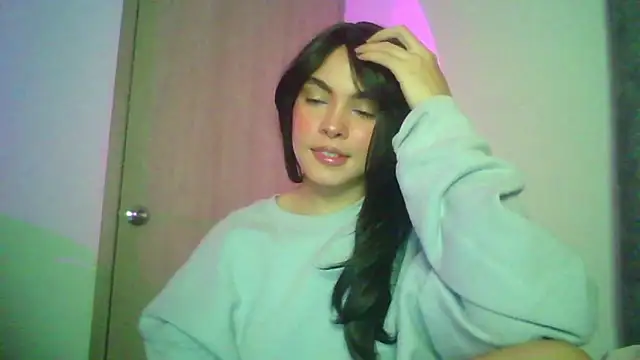 Kiri Cutee online show from October 10, 4:33 am