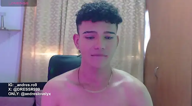 adonis lovely online show from December 7, 3:52 pm