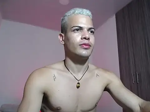 SWEET MIGUEL online show from December 23, 1:58 am