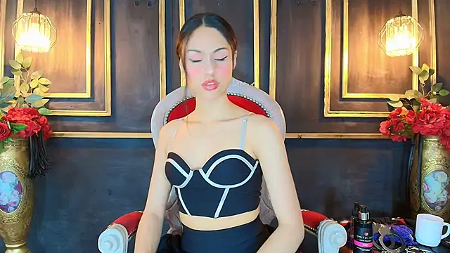 Hannah blepper online show from November 20, 8:19 pm