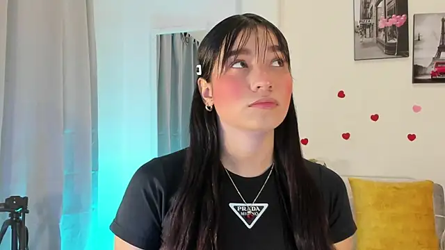 Maia W10 online show from January 27, 12:37 pm