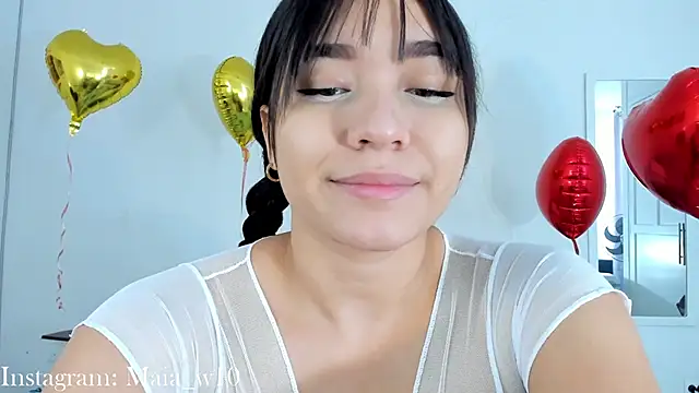 Maia W10 online show from March 8, 12:30 pm