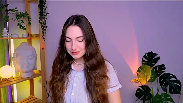 Snapshot of MelissaLovvv chatting on July 15, 3:56 am MelissaLovvv online show from July 15, 3:56 am