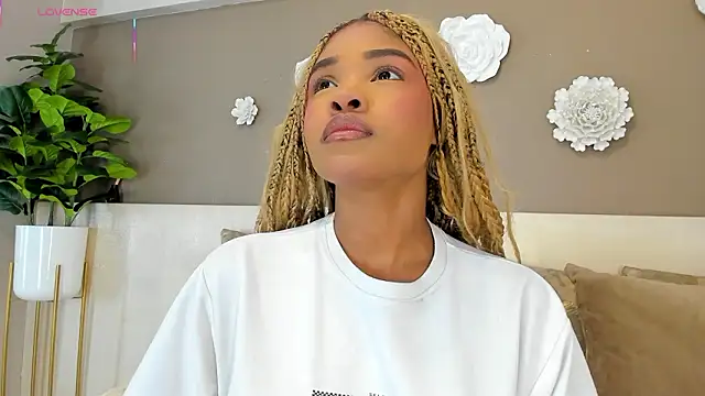 AriaFoster online show from February 8, 3:43 am