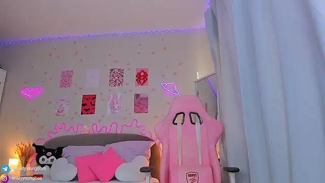 Kate Clover online show from March 21, 5:45 am