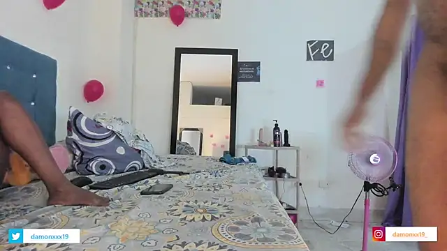 Snapshot of daamonxxx19 chatting on March 3, 11:35 pm daamonxxx19 online show from March 3, 11:35 pm