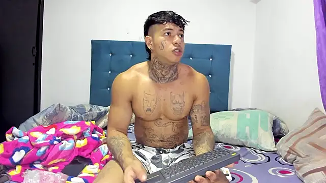 daamonxxx19 online show from February 16, 1:13 am