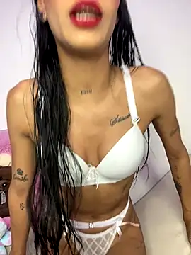 Snapshot of Exotic_girl666 chatting on November 9, 9:35 pm Exotic girl666 online show from November 9, 9:35 pm