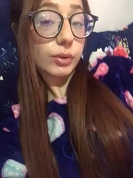 Trixiroy online show from February 26, 5:42 am