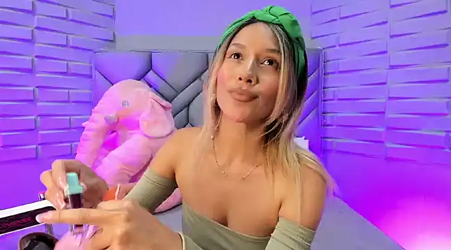 BriannaHarps online show from January 18, 12:46 am