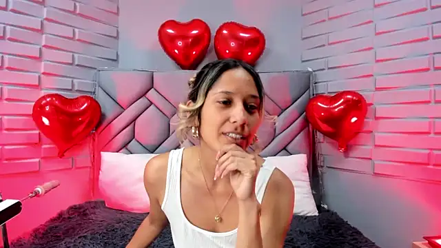 BriannaHarps online show from February 7, 9:04 pm