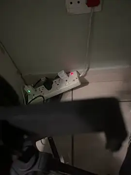 Carelessdick005 online show from April 13, 1:11 am