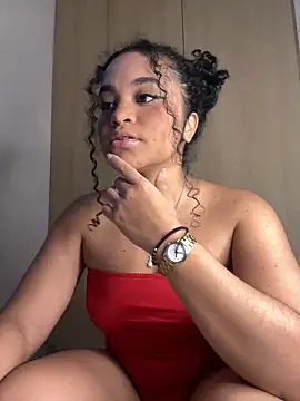 Lucy wilson5 online show from December 3, 3:41 am