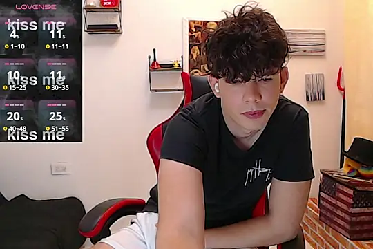 Angelo-cianuro- online show from December 2, 10:38 pm