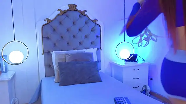  ambar Adamss online show from October 12, 11:42 am