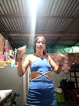 Snapshot of samy-blonde chatting on March 21, 2:42 pm samy-blonde online show from March 21, 2:42 pm