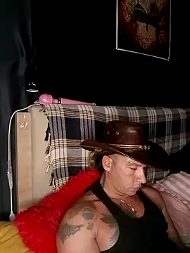 Lovely milk online show from December 13, 7:32 pm