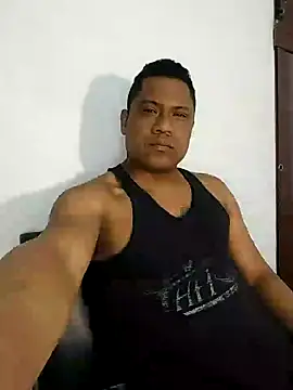 Snapshot of latinblack01 chatting on December 10, 3:33 pm latinblack01 online show from December 10, 3:33 pm