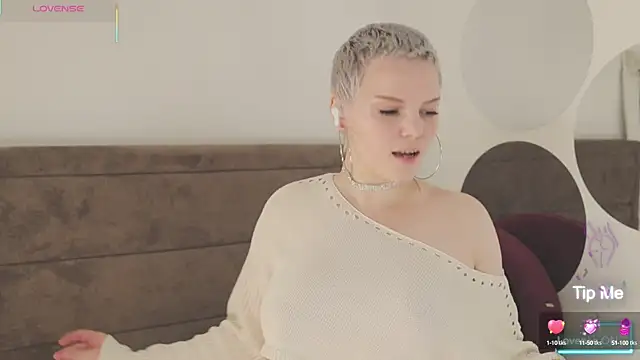 LikaBerry1 online show from October 2, 12:12 pm