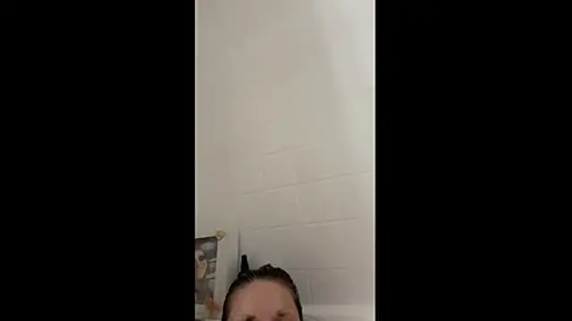 Snapshot of misssub6969 chatting on November 19, 2:44 am misssub6969 online show from November 19, 2:44 am