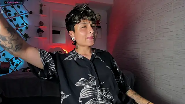 Snapshot of ZuryRamirez_ chatting on October 3, 8:28 pm ZuryRamirez online show from October 3, 8:28 pm