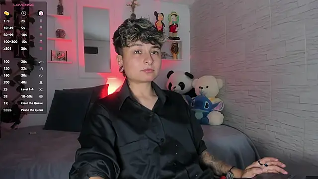 Snapshot of ZuryRamirez_ chatting on October 13, 8:31 pm ZuryRamirez online show from October 13, 8:31 pm