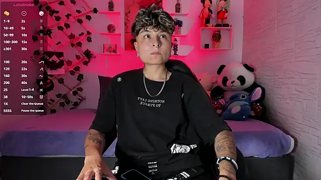 Snapshot of ZuryRamirez_ chatting on November 7, 11:27 pm ZuryRamirez online show from November 7, 11:27 pm