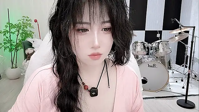 Snapshot of Vaness-a chatting on October 2, 8:21 am Vaness-a online show from October 2, 8:21 am