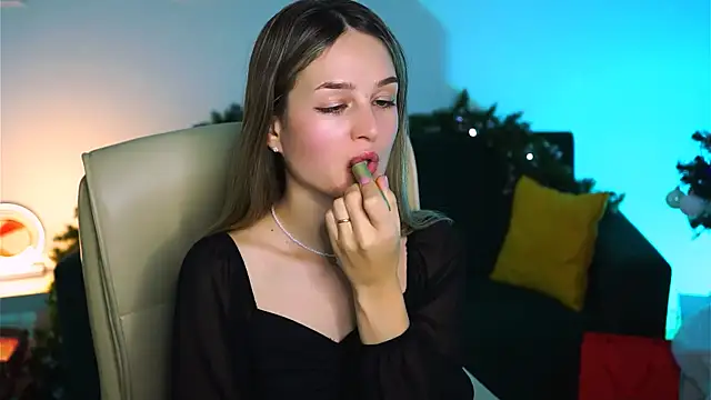 DeboraLarson online show from January 14, 4:25 am