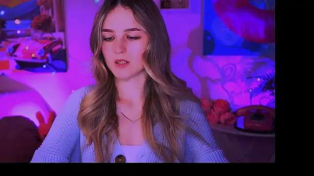 DeboraLarson online show from February 6, 3:27 am