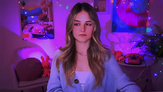 DeboraLarson online show from February 6, 9:32 am