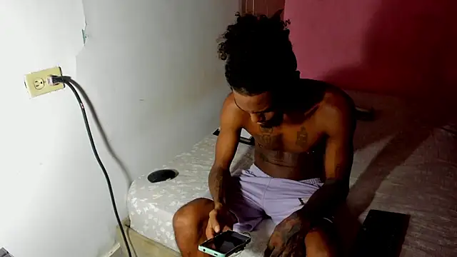 bigblackhotx1 online show from May 30, 10:34 am