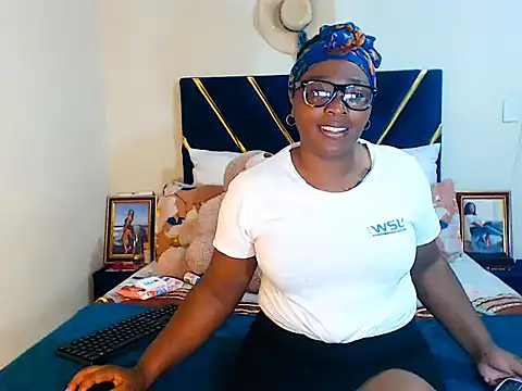 veronica1xxx online show from February 6, 8:12 pm