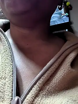 Snapshot of Kasandra02 chatting on February 19, 6:26 pm Kasandra02 online show from February 19, 6:26 pm