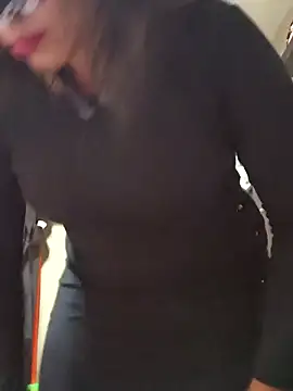 Snapshot of Kasandra02 chatting on March 4, 3:34 am Kasandra02 online show from March 4, 3:34 am