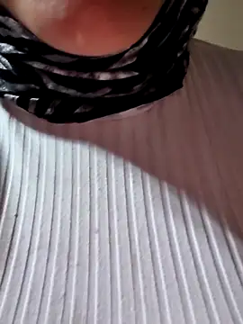 Snapshot of Kasandra02 chatting on April 5, 2:42 am Kasandra02 online show from April 5, 2:42 am