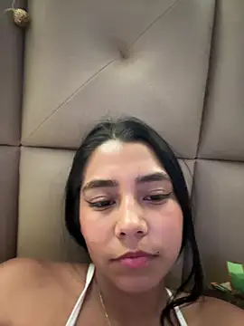 Snapshot of darsha_90 chatting on January 15, 3:22 am darsha 90 online show from January 15, 3:22 am