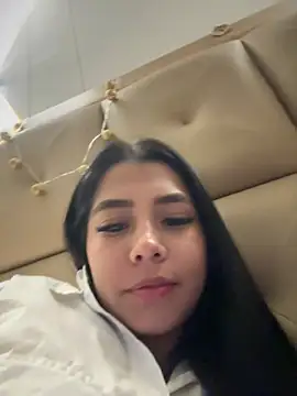 Snapshot of darsha_90 chatting on January 21, 3:48 am darsha 90 online show from January 21, 3:48 am