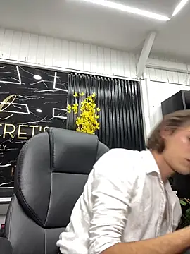 miss Ari online show from March 8, 8:57 pm